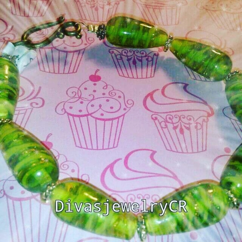 Lampwork Tear Drops Bracelet
